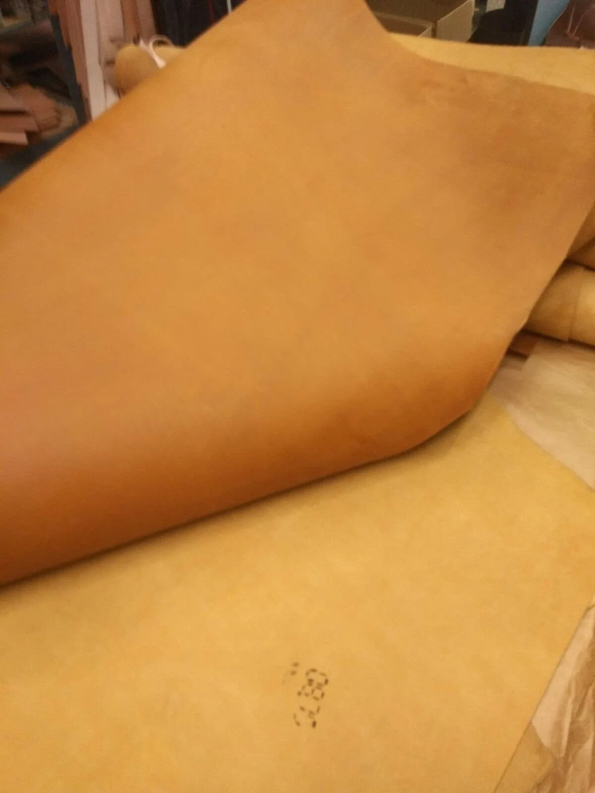 5/6 OZ  CRAZY HORSE cow LEATHER  Crafts/Tooling/perfect thickness  color TOBACCO