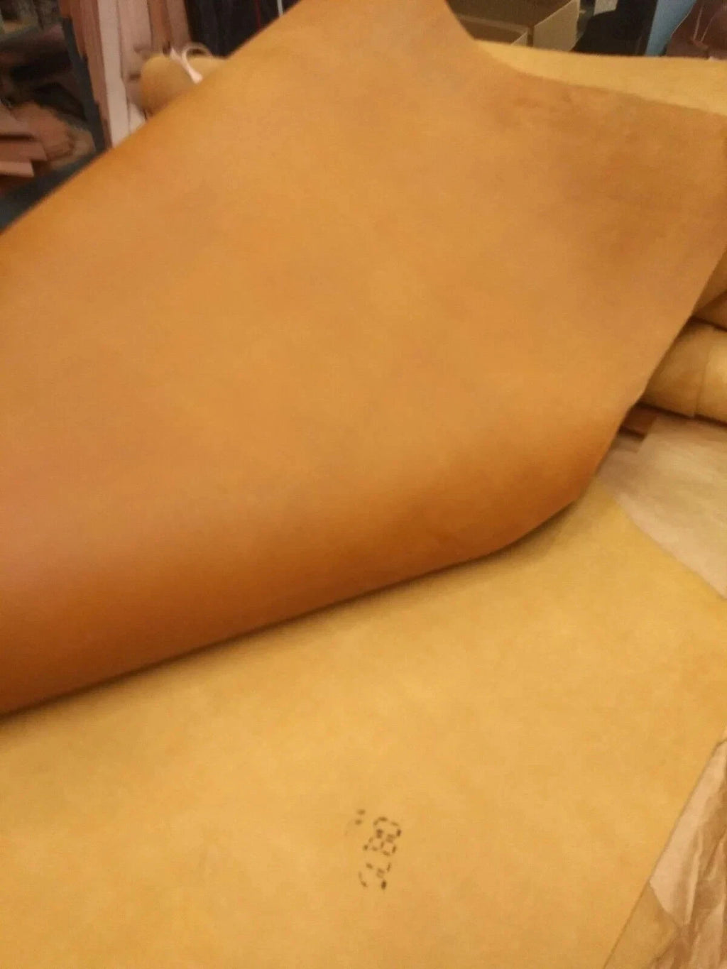 5/6 OZ-9/10 OZ  CRAZY HORSE LEATHER BLACK-TOBACOO-BURBON BROWN 6 INCH TO 48 INCH